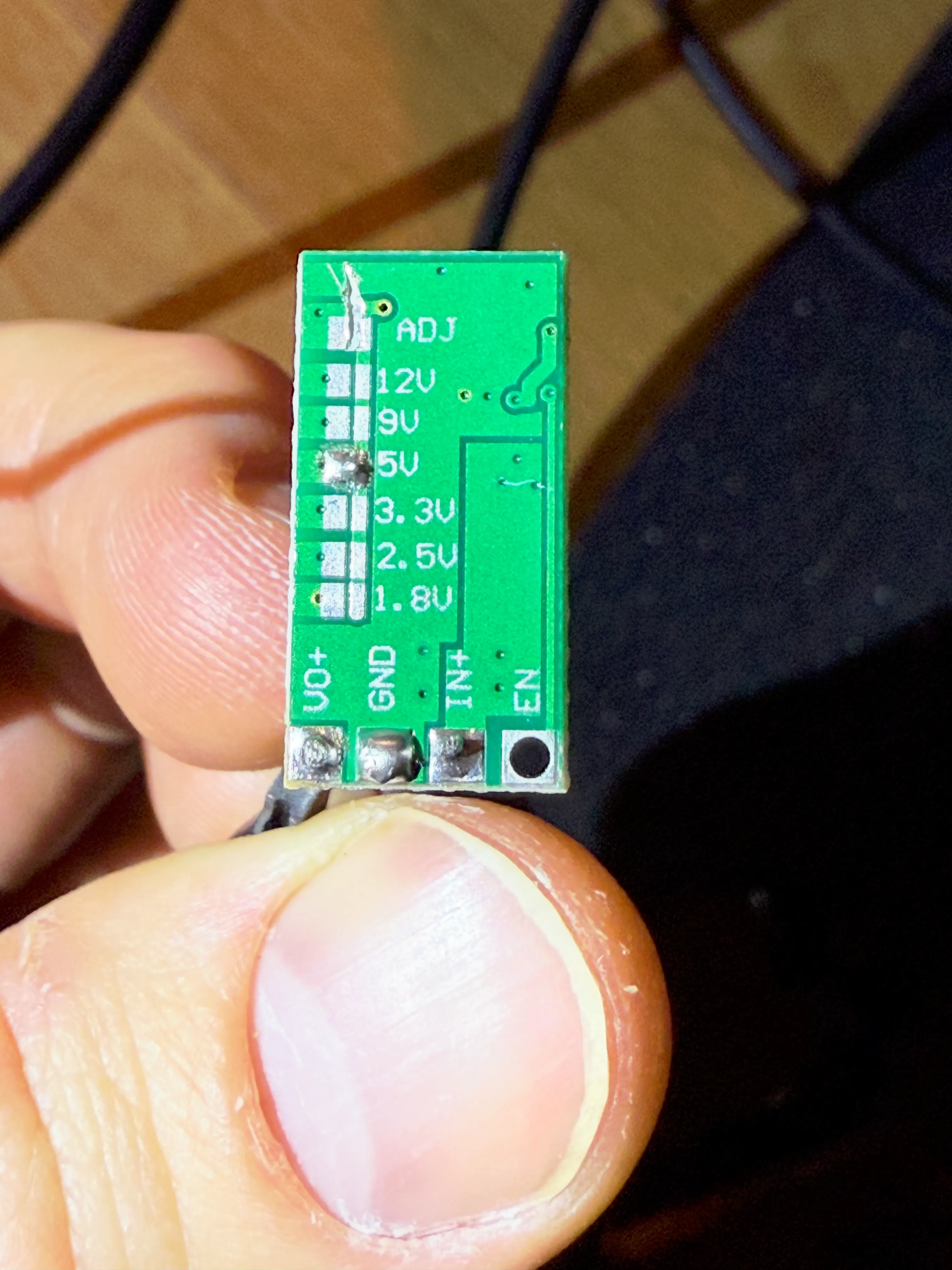 fixed 5v output